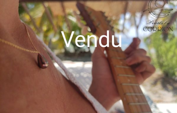 Collier Keshi de Tahiti n°20/002